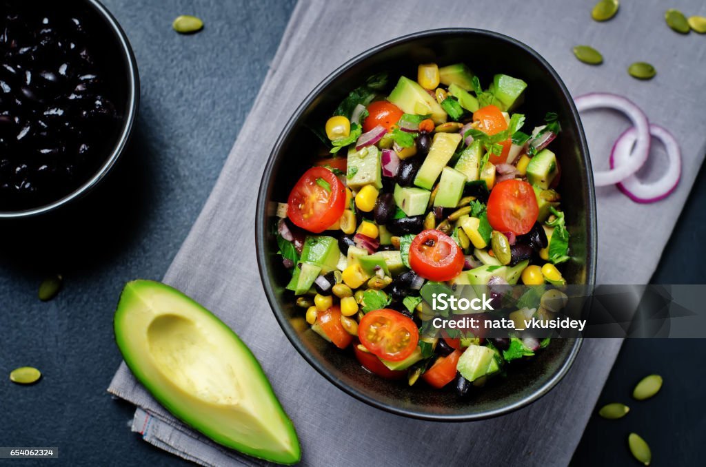 Grilled corn with lime